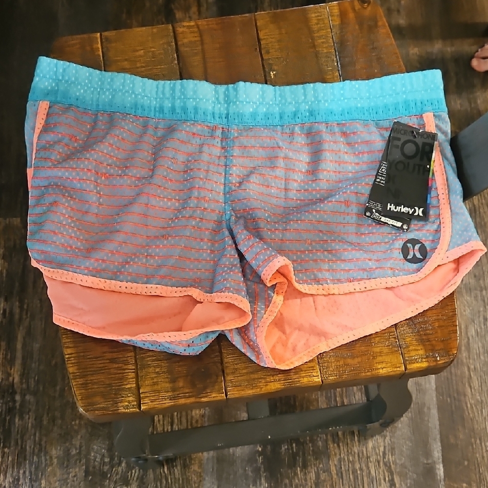 Hurley Women's Blue and Pink Shorts